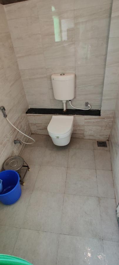 Solanki Guest House 戈尔哈布尔 外观 照片