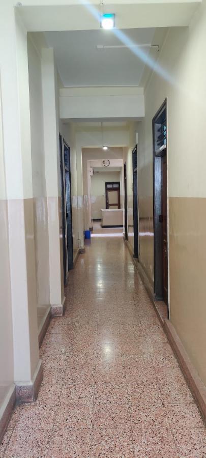Solanki Guest House 戈尔哈布尔 外观 照片