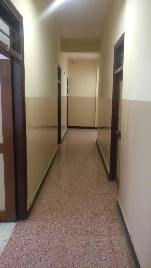Solanki Guest House 戈尔哈布尔 外观 照片